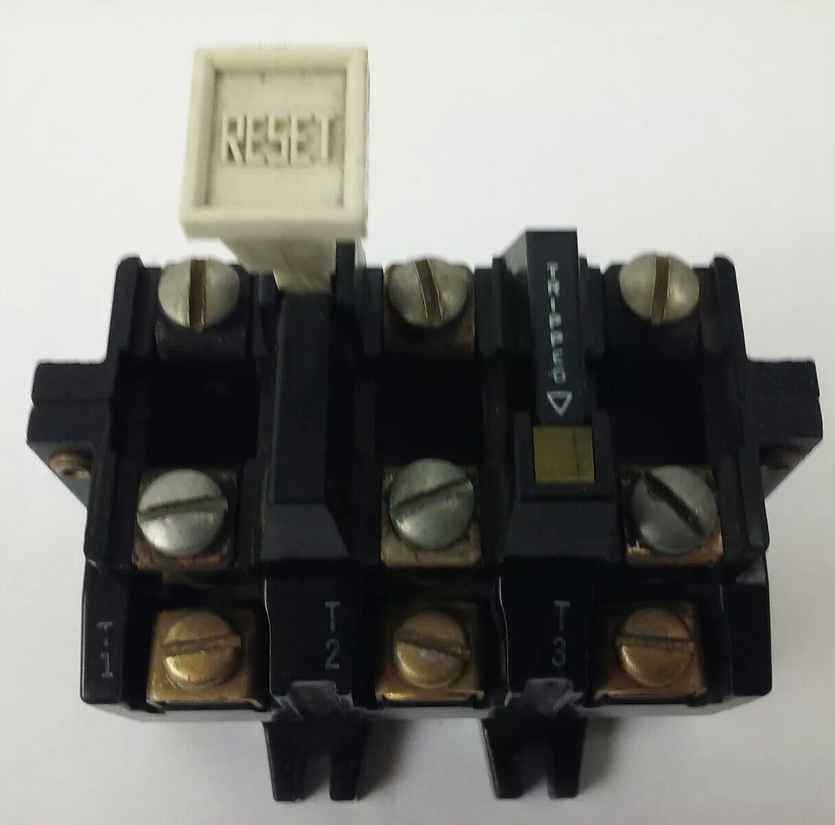 ALLEN BRADLEY 592-BOW16 SER. A OVERLOAD RELAY, 120-600V, MAKE 7200VA,BREAK 720VA