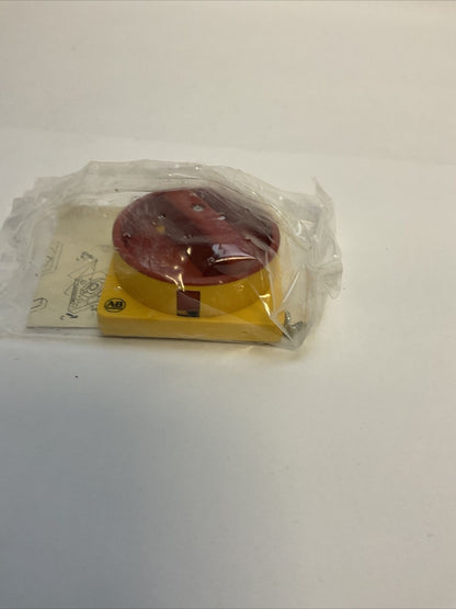 ALLEN BRADLEY 194L-HE6N-175 SER B ACTUATOR N 67X67 0-1 OFF-ON UL TYPE 1/12
