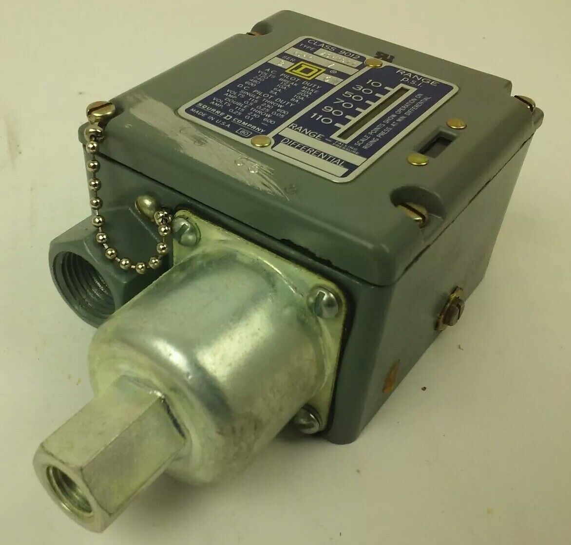 SQUARE D 9012 ACW1S11 SER.B, PRESSURE SWITCH, SET 40-44 PSI, FORM V, 9012 ACW1