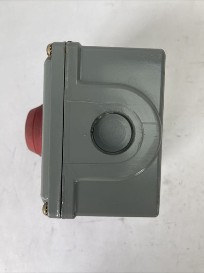 WESTINGHOUSE 5664D20G02 SDW PUSHBUTTON STATION 600V AC/DC NEMA 4 STANDARD DUTY