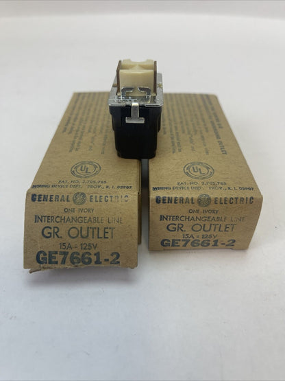 GE GE7661-2 GROUNDING OUTLET INTERCHANGEABLE LINE 15A 125V (LOT OF 2)