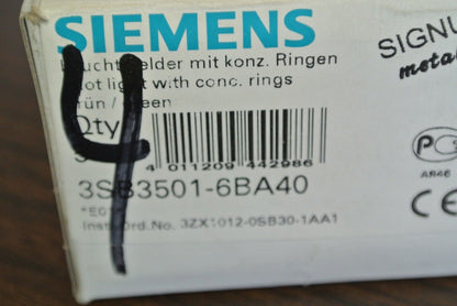 SIEMENS 3SB3501-6BA40 - PILOT LIGHT w/ CONC. RING - GREEN - NEW SURPLUS