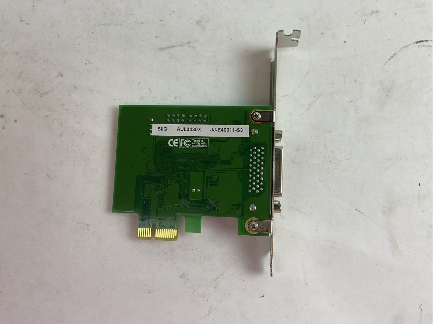 SIIG JJ-E40011-S3 CYBERSERIAL 4S PCle SERIAL I/O CARD E326765