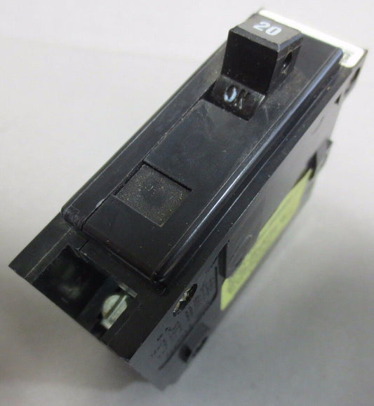 CUTLER-HAMMER/WESTINGHOUSE QBHW1020 CIRCUIT BREAKER 20A 120/240VAC 1POLE*LOTof10