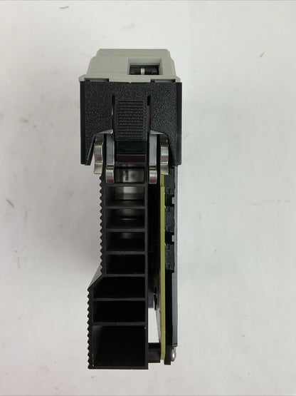 ALLEN BRADLEY 1756-EN2T SER D FW 10.007 CLX HI-CAP ENET/IP MODULE