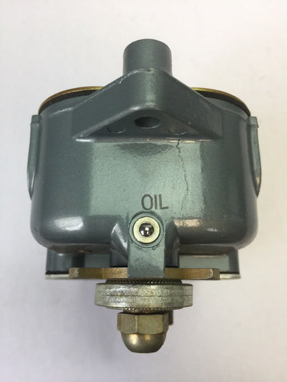 ALLEN BRADLEY 801-ASC29 LIMIT SWITCH ROLLER LEVER  600V AC/DC NO-NC CONTACT
