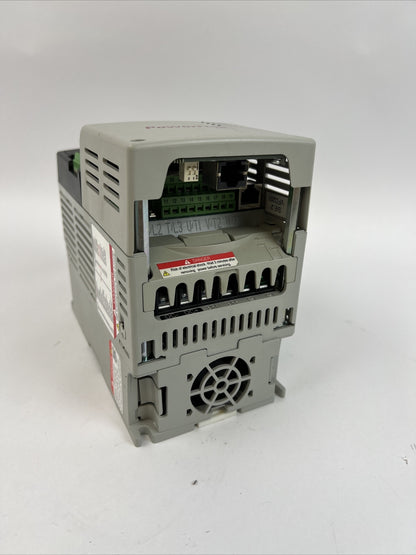 Allen Bradley PowerFlex 40P 22D-D2P3N104 See. A 1HP 480V