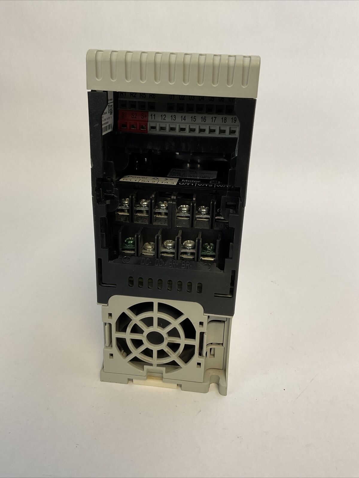 ALLEN BRADLEY 25B-D4P0N114 AC DRIVE SER A FRN 5.001 OUTPUT 0-460VAC