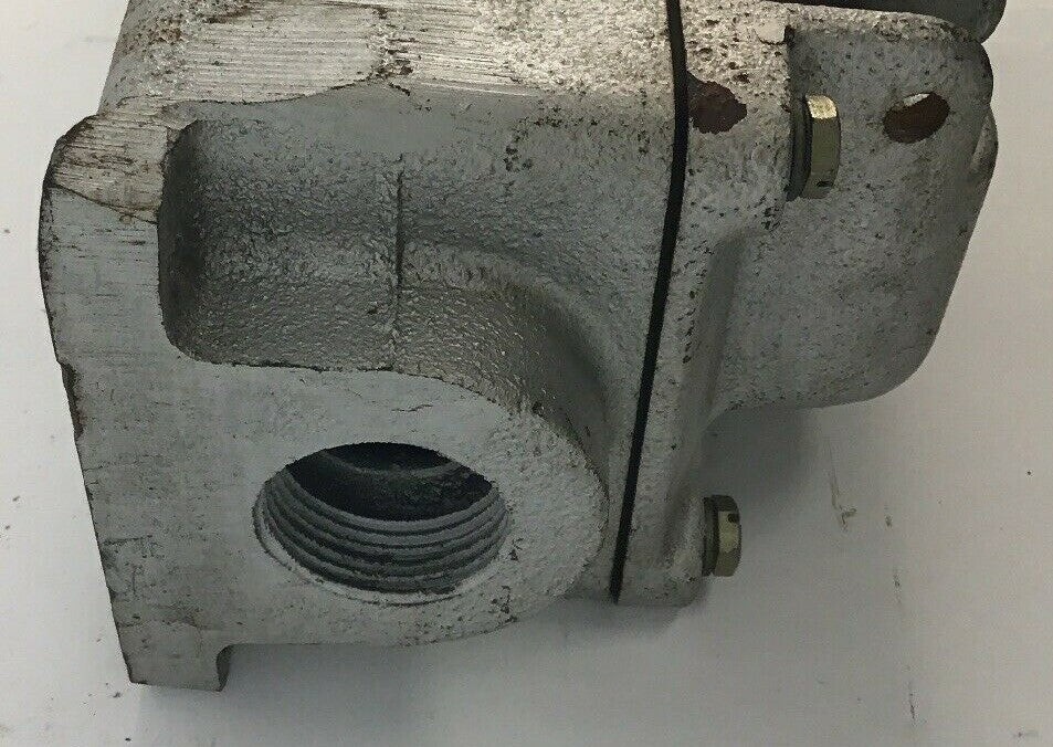 WESTINGHOUSE TYPE HDW PUSHBUTTON STATION 35 E 3110  600VOLTS