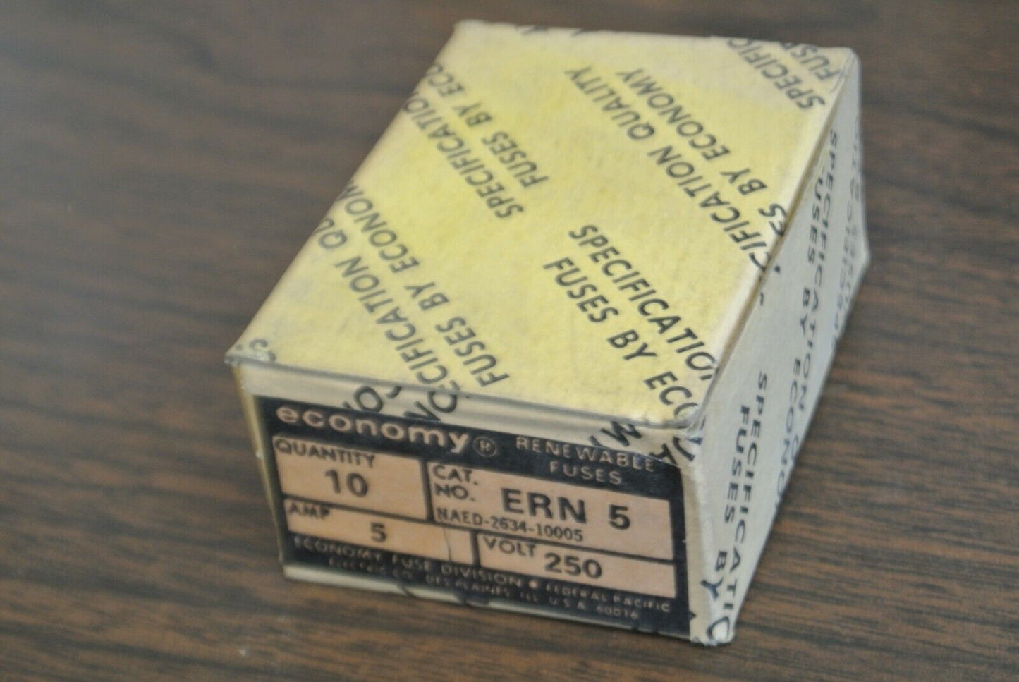 BOX of 10 / ECONOMY ERN5 RENEWABLE FUSE / 5A / 250V / NEW SURPLUS / ERN 5