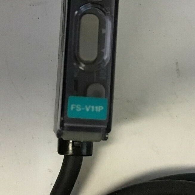 KEYENCE FS-V11P FIBER OPTIC SENSOR 24VDC