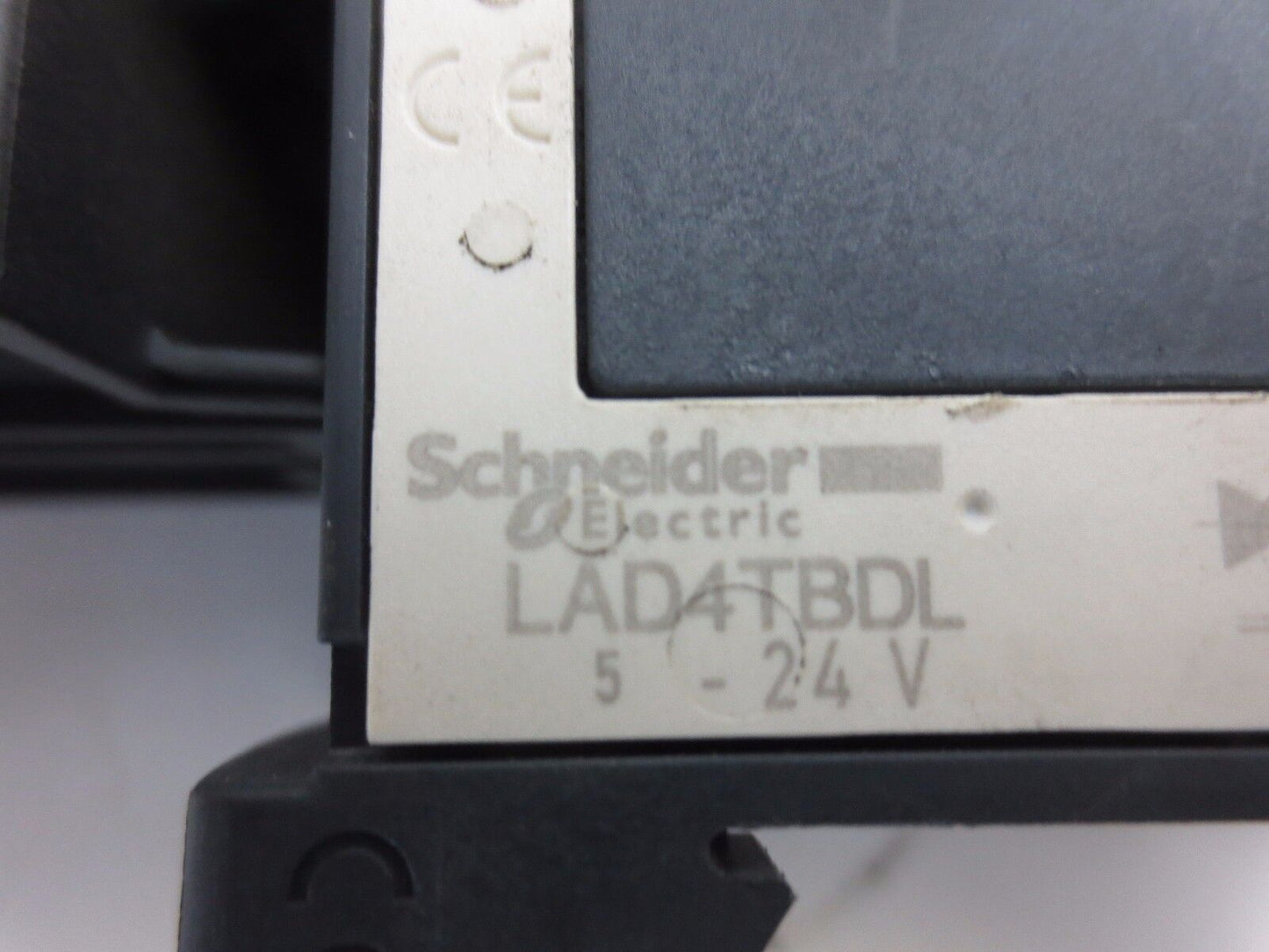 SCHNEIDER / TELEMECANIQUE LAD4TBDL + LC1D09 + LRD 07 CONTACTOR + RELAY + COIL