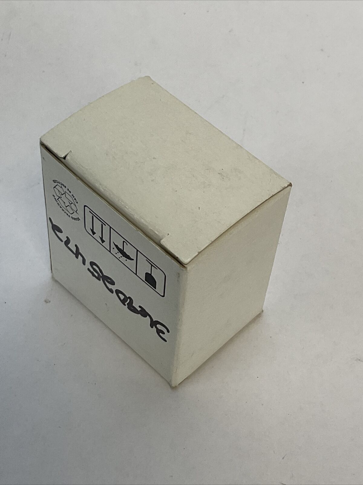 ALLEN BRADLEY 700-HF34A1 SER C RELAY 12A 4 C/O (4PDT) 120VAC 50/60HZ