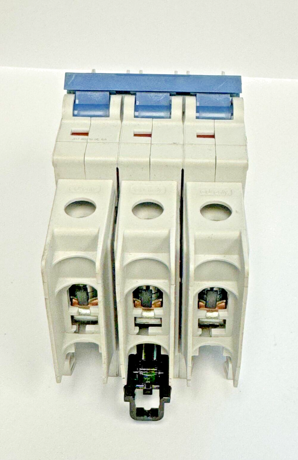 ALLEN-BRADLEY - 1489-M3C030 SER. D - CIRCUIT BREAKER - 3 P, 3 A, 277 V