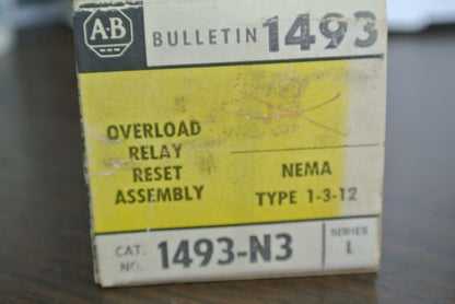 ALLEN-BRADLEY 1493-N3 Ser. L OVERLOAD RELAY RESET ASSEMBLY NEW SURPLUS