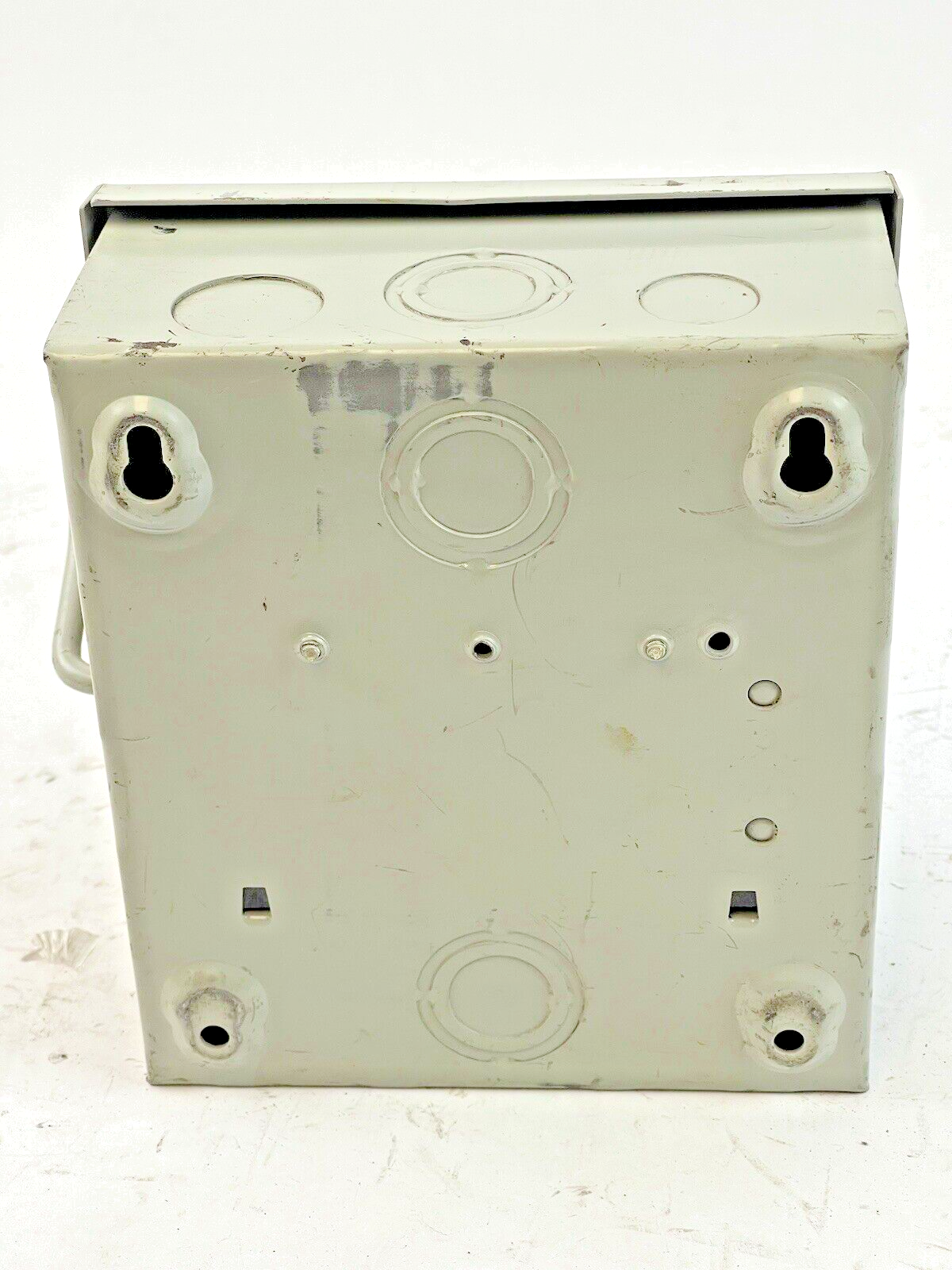 FEDERAL PACIFIC - G7332 - ENCLOSED SWITCH - 30 AMP, 3 POLE, 240 VAC, NEMA TYPE 1