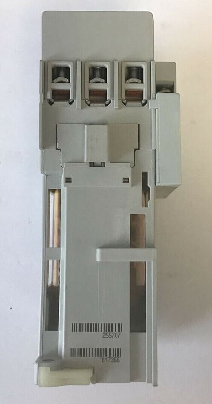 ALLEN BRADLEY 100-C30Z*00 CONTACTOR SER.C 600VAC 55A W/100-S & 100-FSD250