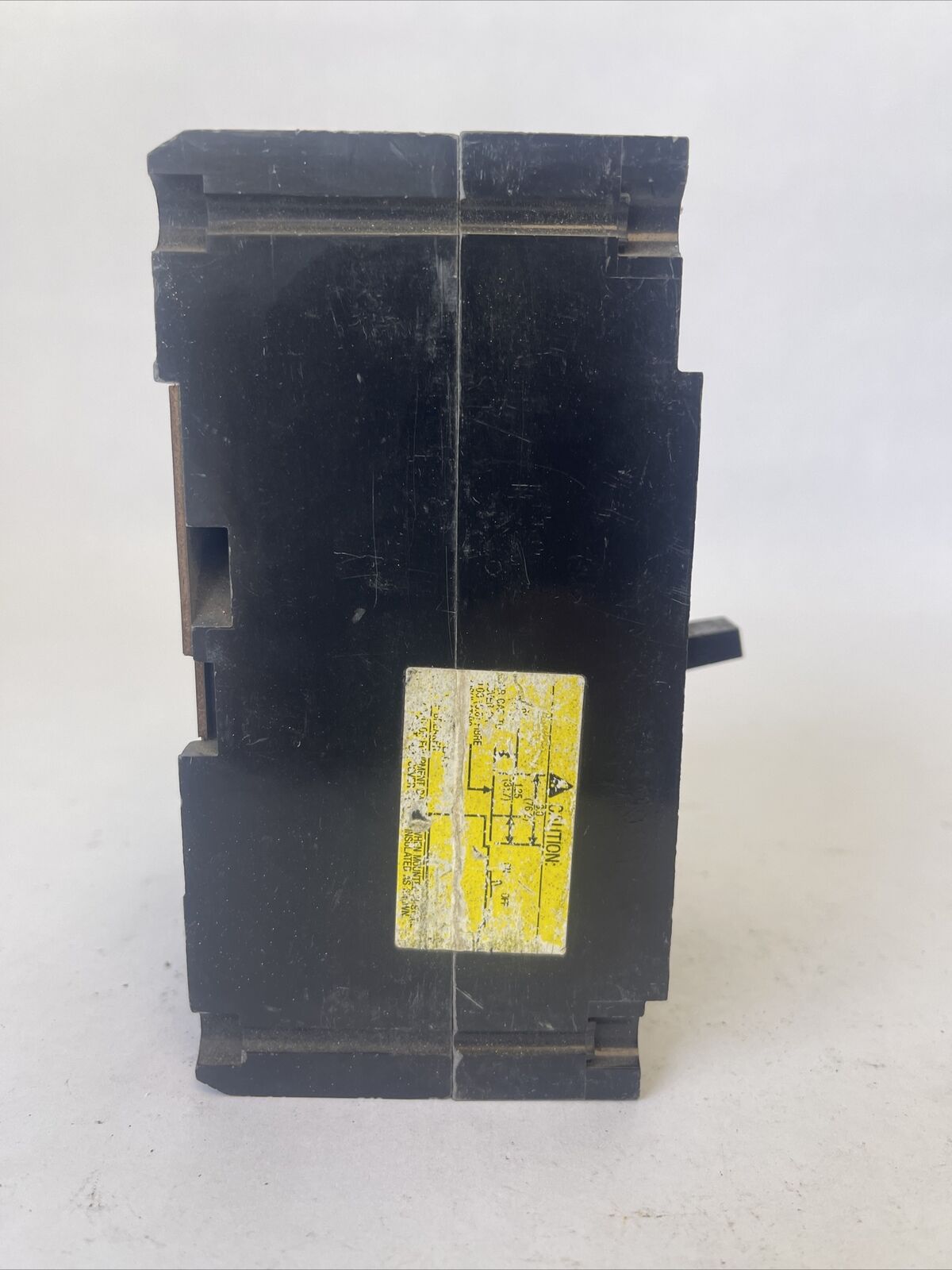 SQUARE D FHP3600712M MAG-GARD CIRCUIT BREAKER SER 2 600VAC 7AMP 3POLE ADJUSTABLE