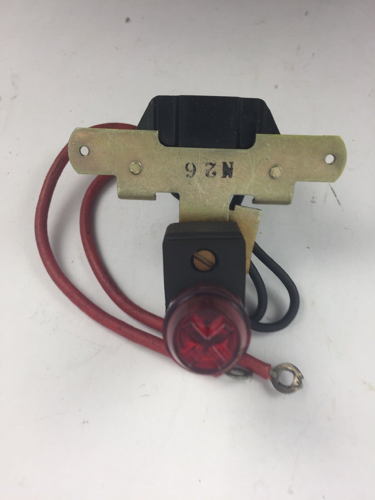 ALLEN BRADLEY 1481-N26 PILOT LIGHT KIT SWITCH MOUNT 120V 60HZ 110V 50HZ