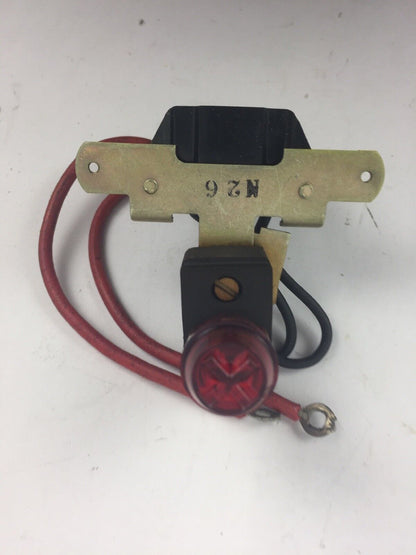 ALLEN BRADLEY 1481-N26 PILOT LIGHT KIT SWITCH MOUNT 120V 60HZ 110V 50HZ