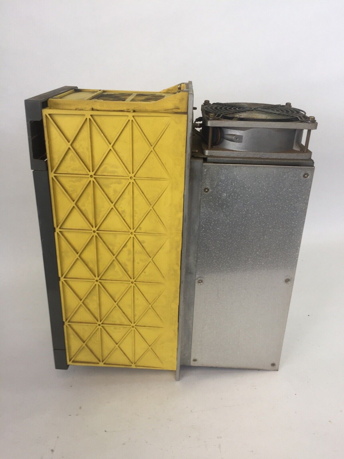 FANUC A06B-6087-H126 POWER SUPPLY INPUT 200-230VAC 106A OUTPUT 283-325VDC 29.8kW