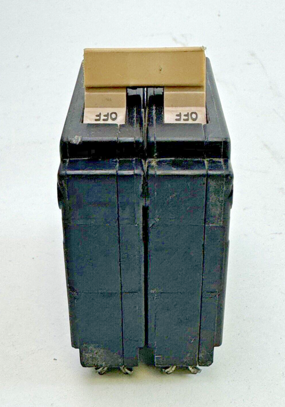 CUTLER-HAMMER - CH250 - COMMON TRIP CIRCUIT BREAKER - 50A, 2 POLE, 120/240 VAC