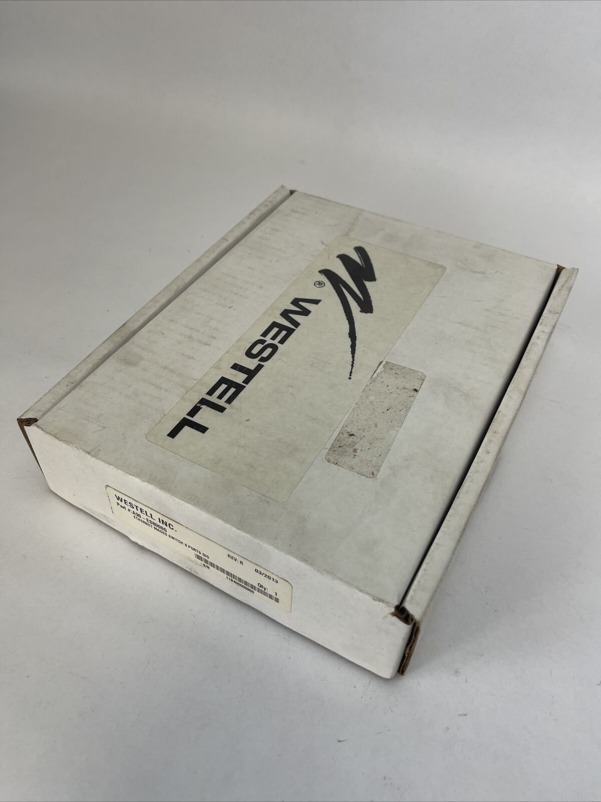 WESTELL A90-ES8008G ETHERNET MAGED SWITCH 8 PORTS GIG REV R