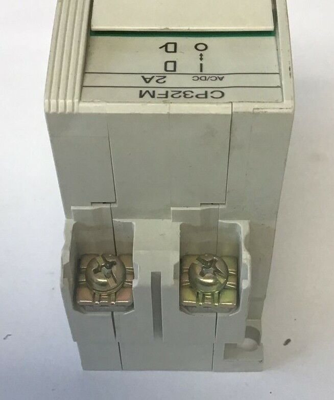 FUJI CP32FM/2W CIRCUIT PROTECTOR 2A 50/60HZ 3POLE