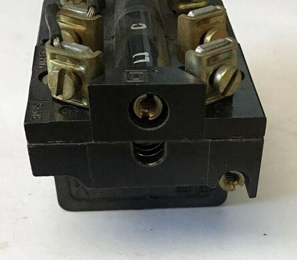 SQUARE D 9001KM34  PUSH BUTTON 24VAC/DC SER.A RED CAP