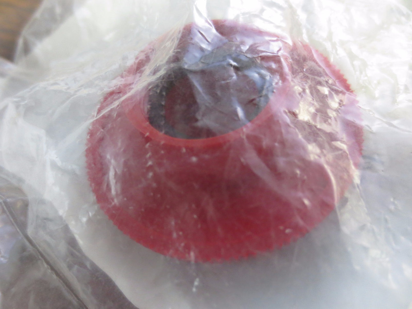 ALLEN-BRADLEY 800T-N307A NON-ILLUMINATED JUMBO TWIST or PULL RELEASE CAP - RED
