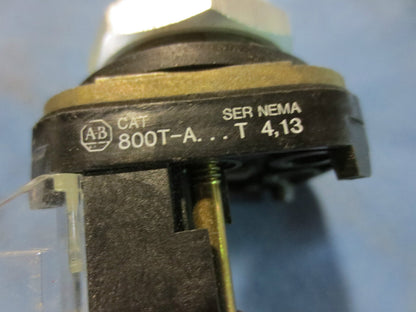 ALLEN-BRADLEY 800T-A Ser. T GREEN PUSHBUTTON w/ 800T-XD1 CONTACT BLOCK 800T-XD1