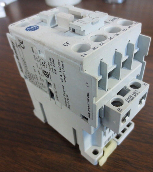 ALLEN-BRADLEY 700-CF310* Ser. A - RELAY, 120/110 VAC 3 NO 1 NC