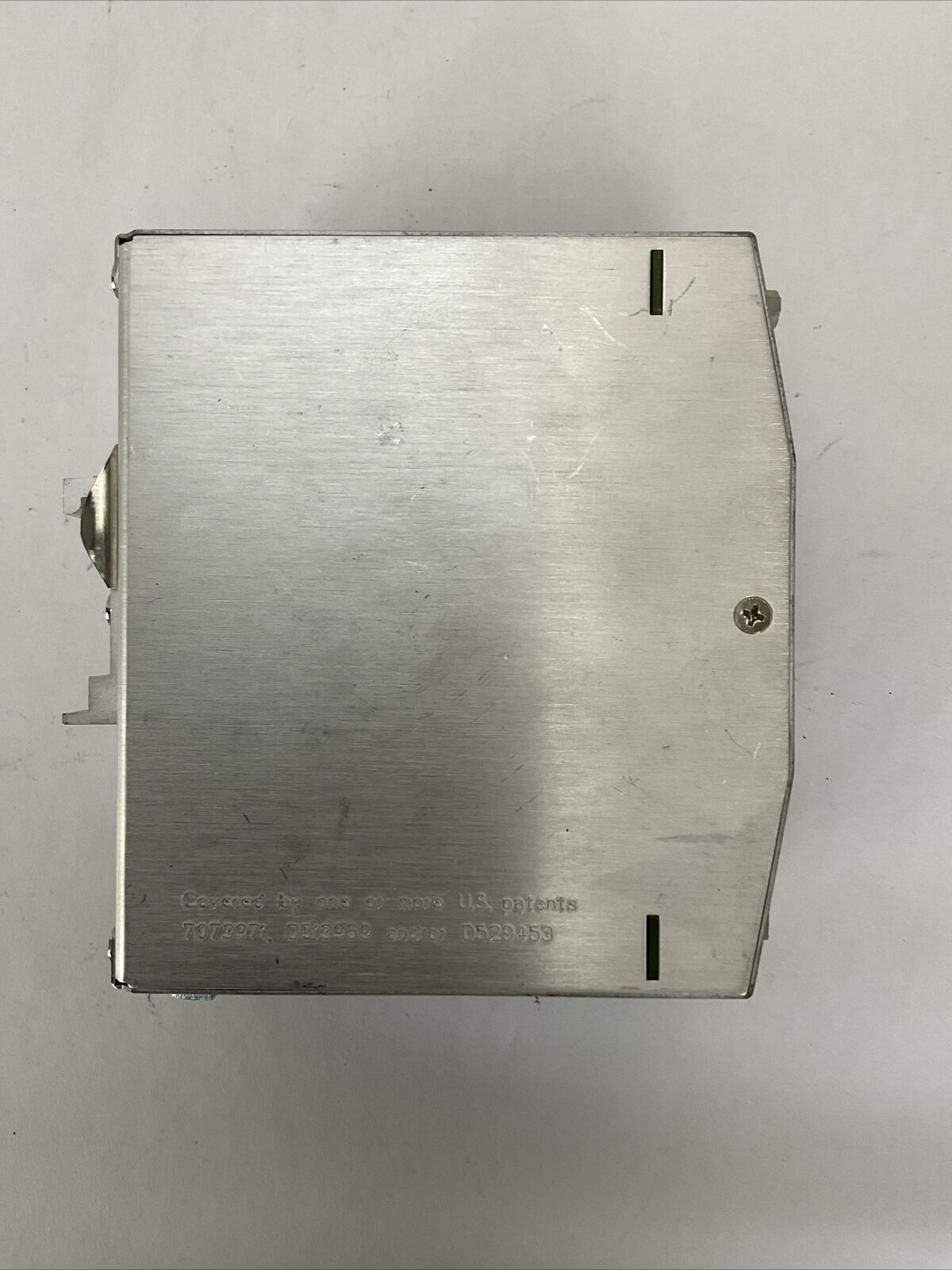 EMERSON SOLA SDN 10-24-100C POWER SUPPLY OUPUT 24VDC 10A INPUT 100-240VAC 3.5A