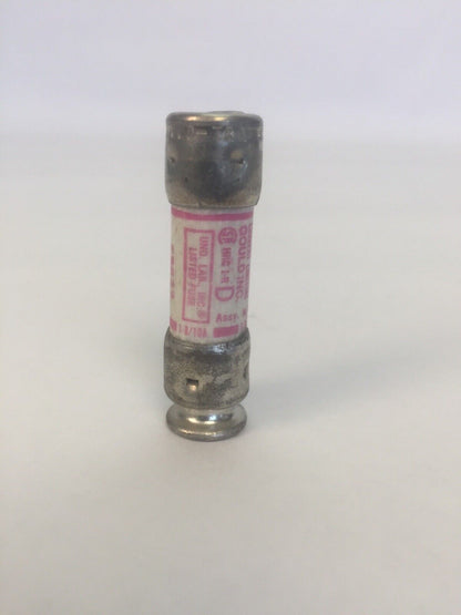 SHAWMUT TRI-ONIC TR1-8/10R TIME DELAY FUSE 1-8/10AMP 250VAC (LOT OF 10)