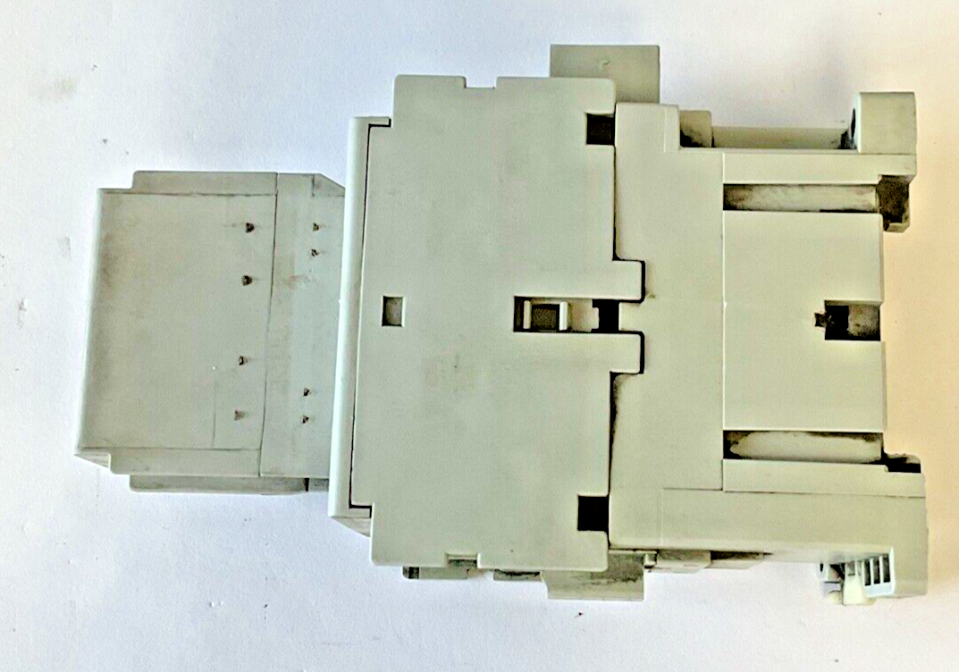 ALLEN BRADLEY 100-C09*10 CONTACTOR SER.A  W/100-F AUX CONTACT SER.A
