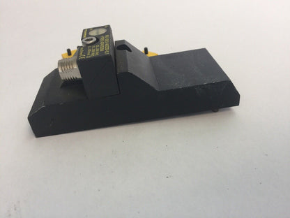 TURCK NI2-Q6,5-ADZ32-0,1-FSB5.4X4/S304 SWITCH 20...250VAC 10...300VDC 3...100mA