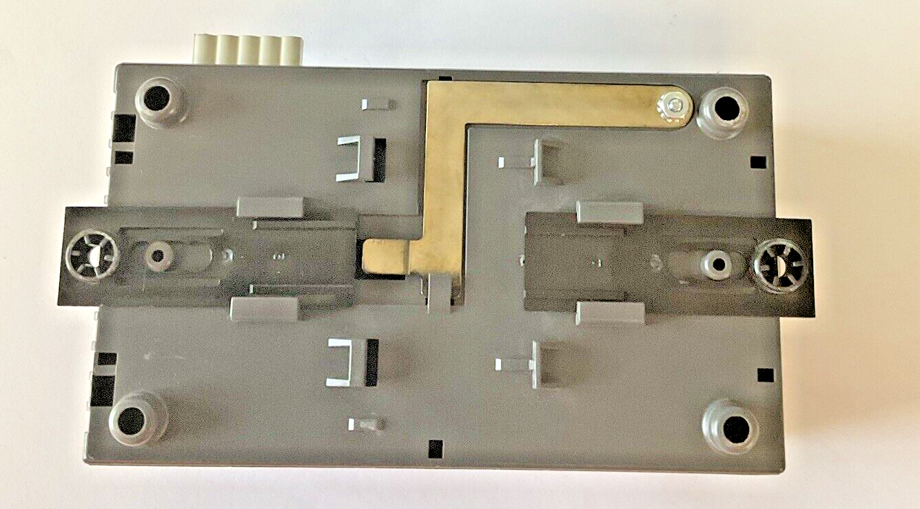 SCHNEIDER ELECTRIC UI-8-10-S INPUT MODULE 24VDC 0.7W