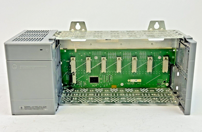 ALLEN BRADLEY - 1746-P2 SER. C - POWER SUPPLY W/ 7 SLOT RACK 1746-A7 SER. B
