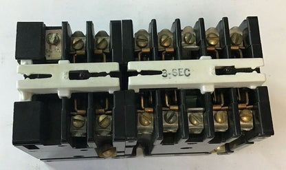 GENERAL ELECTRIC CR122A21602 TIME DELAY RELAY 300VOLT 115V 60CY COIL SER.A
