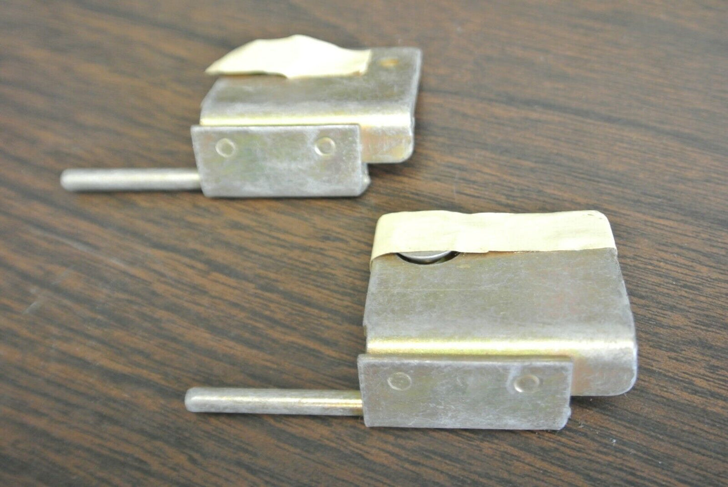 ALLEN-BRADLEY DOOR HINGE HARDWARE / NEW SURPLUS