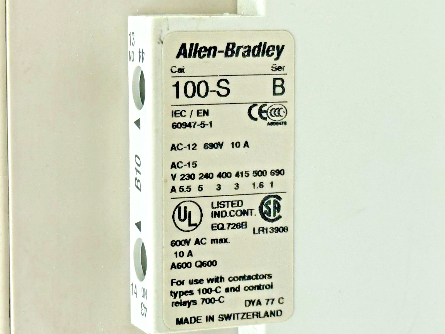 ALLEN-BRADLEY 100-C43Z*00 SER. A CONTACTOR W 24VDC COIL & 100-FSD250 & 100-S