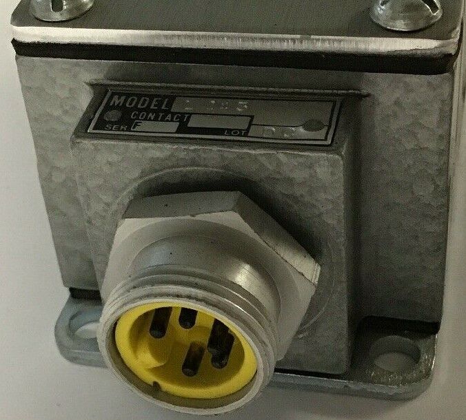 TELEMECANIQUE R.B.DENISON LOX-SWITCH L143 TYPE L LIMIT SWITCH NEMA A600