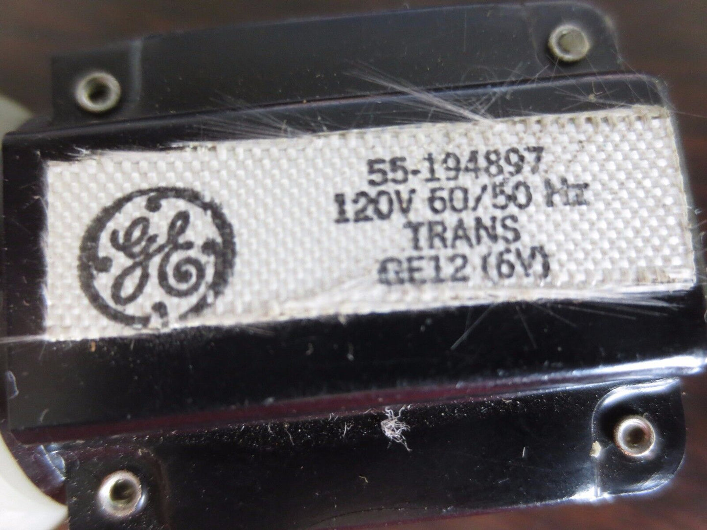 GE 55-194897 PILOT LIGHT, PLUG IN 120V 60/50Hz - RED - 55-194879R