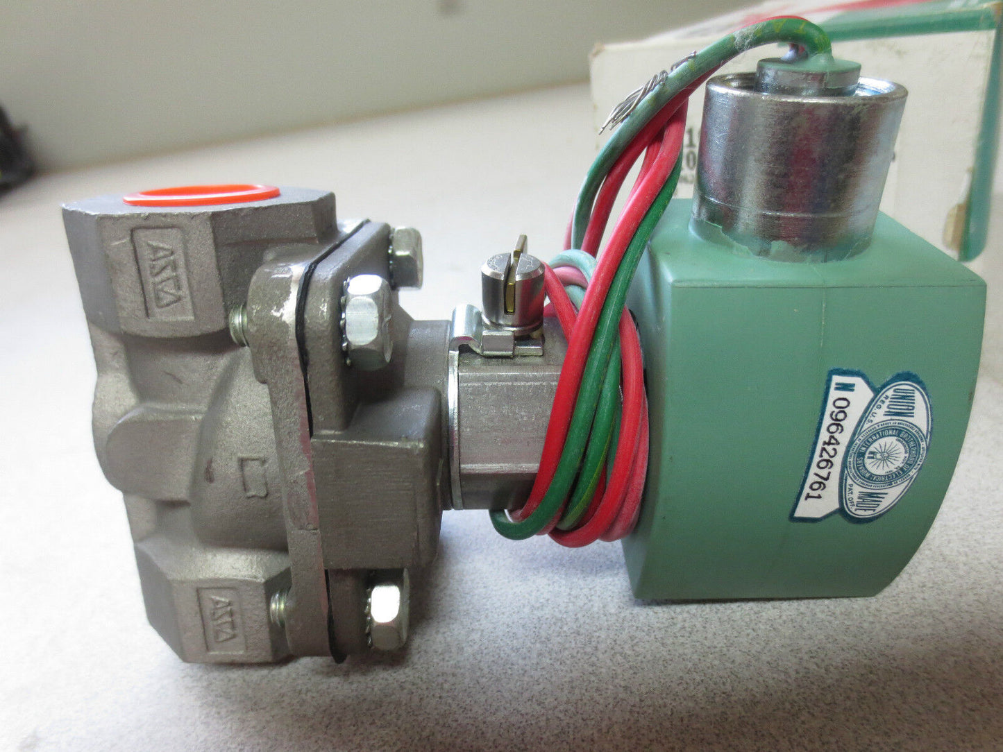 ASCO RED-HAT 8210G87MO SOLENOID VALVE 110/120 50/60 1/2" 2W NC - NEW SURPLUS