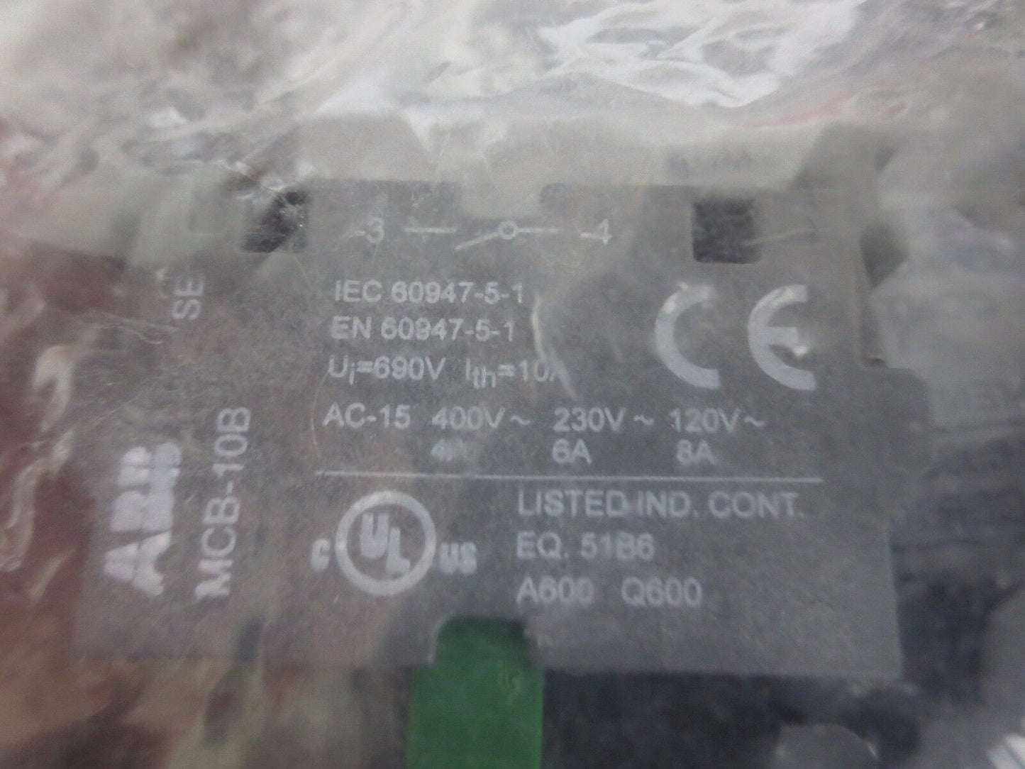 ABB MCB-10B / 1SFA611610R2001 CONTACT BLOCK - NEW SURPLUS