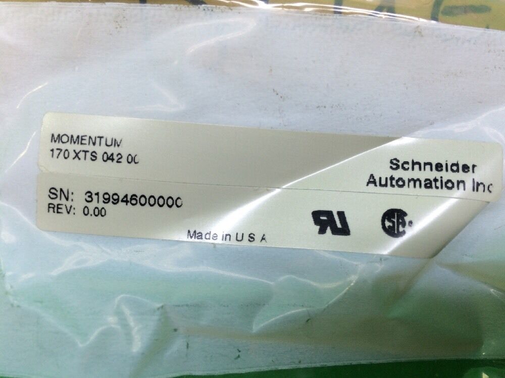 MODICON 170-XTS-042-00 170XTS04200 MOMENTUM