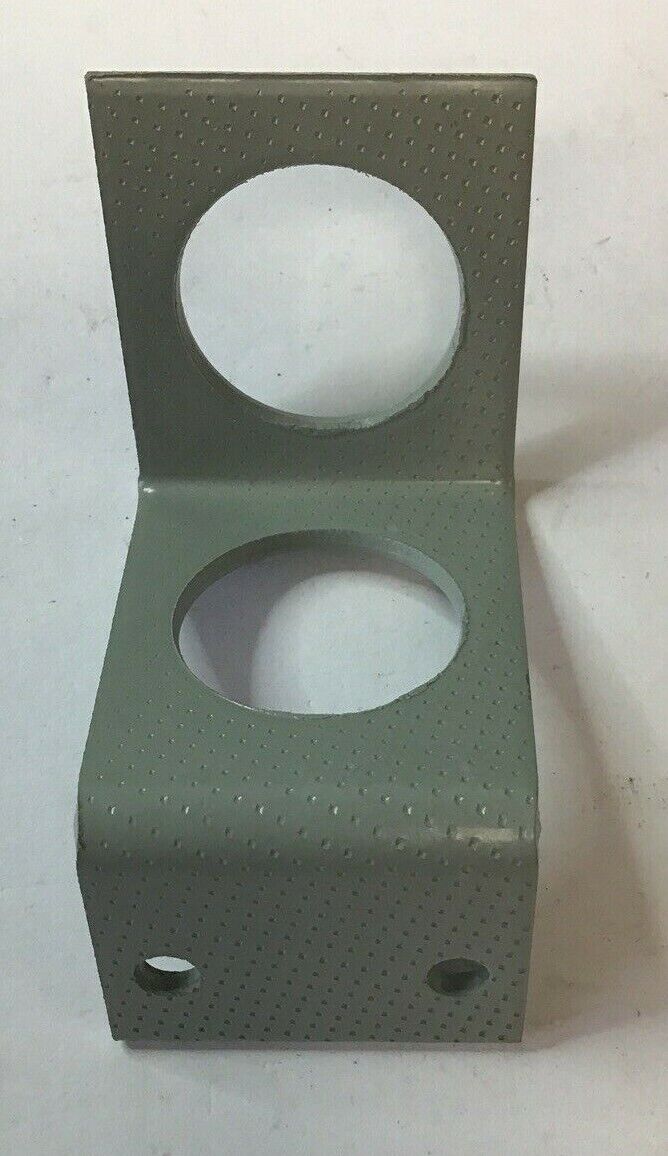 GENERAL ELECTRIC CR7505MA113A1 RENEWAL PART BRACKET***LOTOF3***