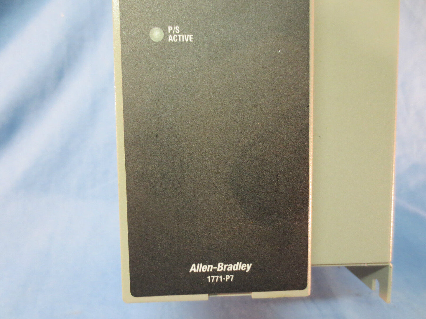 ALLEN-BRADLEY 1771-P7 D, 120/220V AC POWER SUPPLY, Ser. D