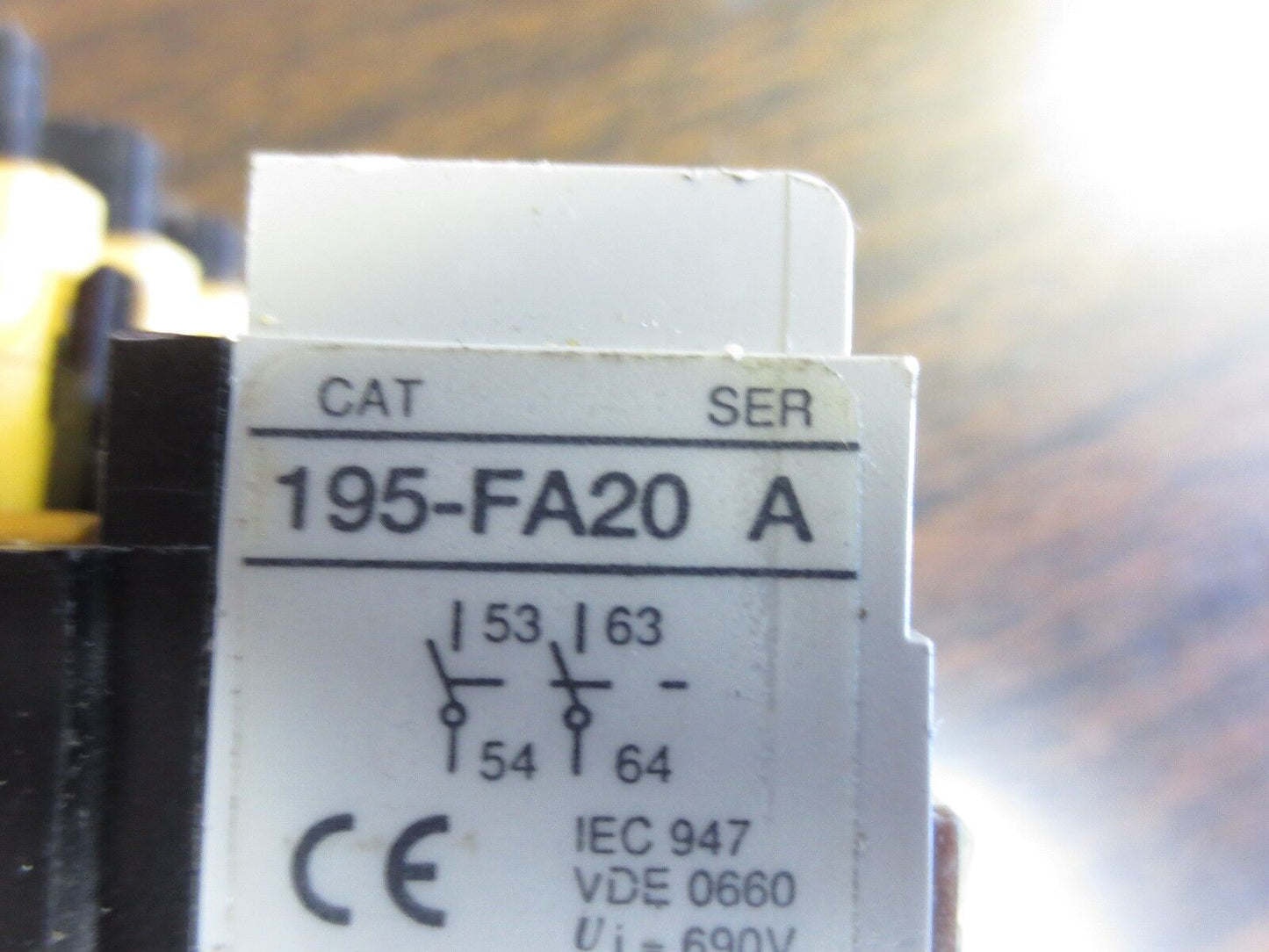 ALLEN BRADLEY 100-A12ND3 + 193-A1D1 + 195-FA20 Ser. A - CONTACTOR + O'LOAD RELAY