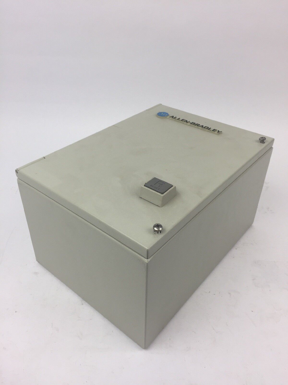 ALLEN BRADLEY 109-A24JD3-C24-7 TYPE 12 STARTER ENCLOSURE ONLY SERIES A